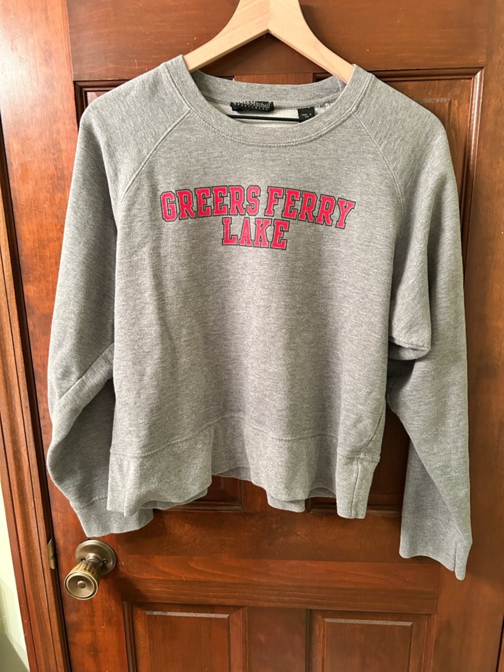 Jones & Mitchell Greers Ferry Lake Gray Pullover Sweatshirt. Size XL